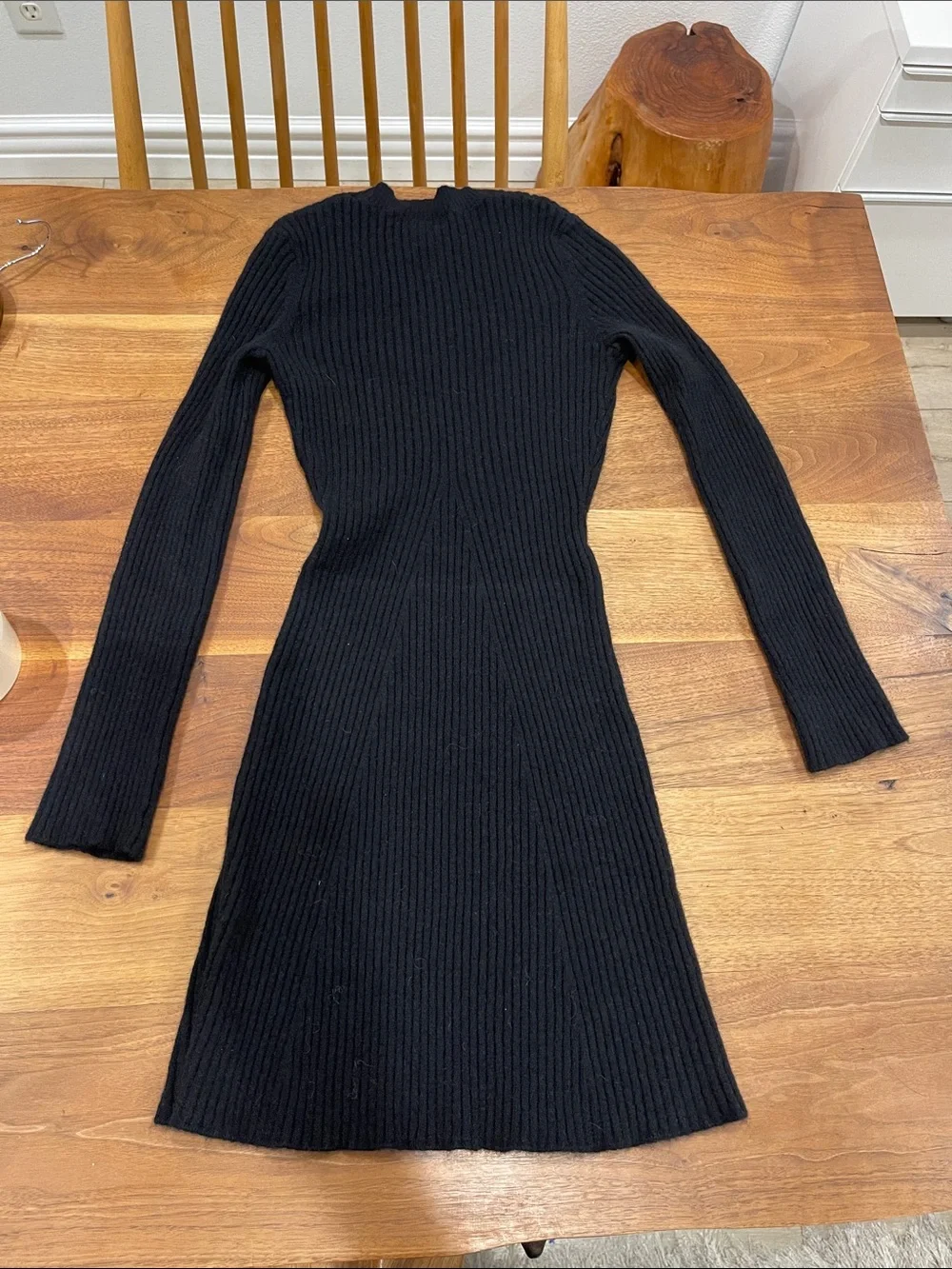 Aqua 100% Cashmere Contour Ribbed Mini Dress Long-Sleeve- Black